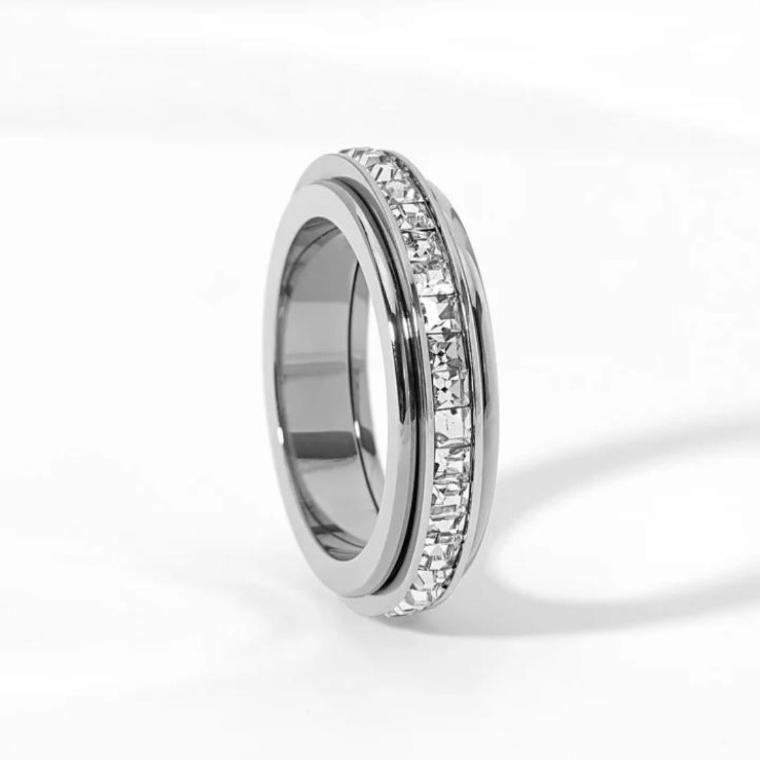 Celeste™ – Spinning Ring