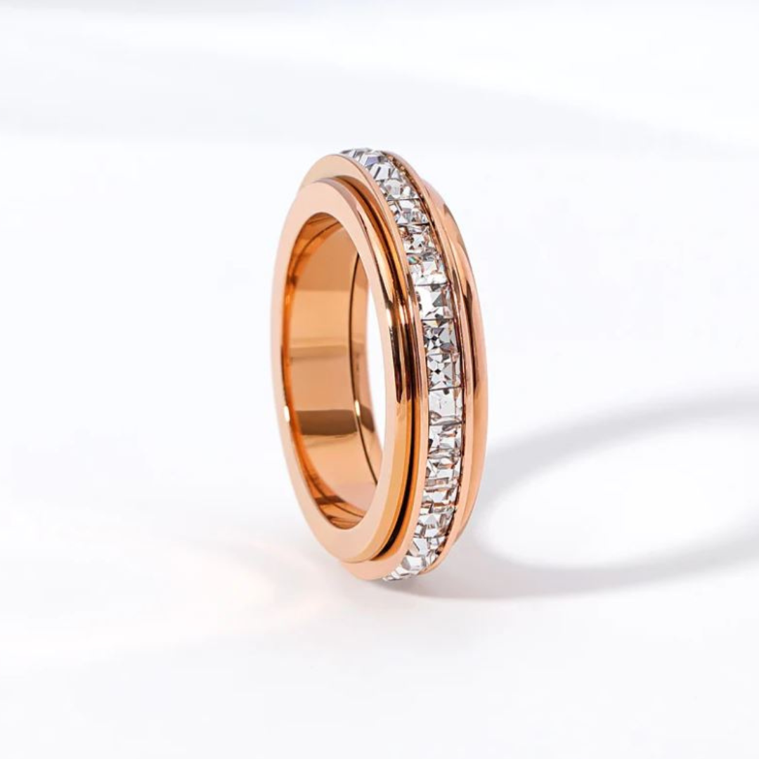 Celeste™ – Spinning Ring